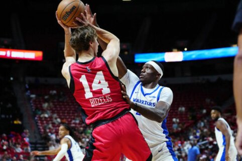 Vienas i&scaron; būsimų &bdquo;76ers&ldquo; komandos lyderių: &bdquo;Buzelis greitai gali tapti NBA žvaigžde&ldquo;