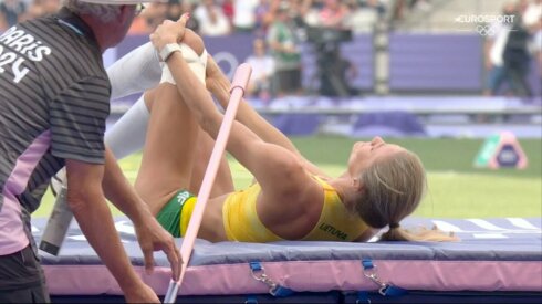 Paai&scaron;kėjo nesėkmės priežastis: kelį susižeidusi A. Pal&scaron;ytė stadioną paliko tik su ne&scaron;tuvais