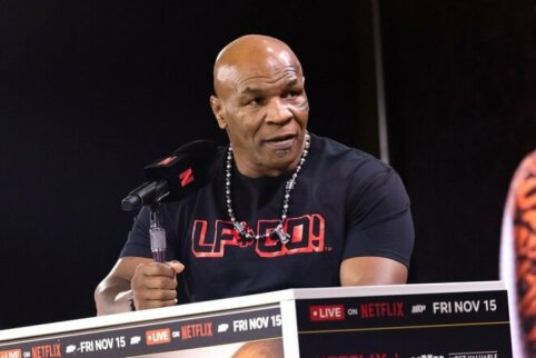 M. Tysonas atskleidė, kad vos nemirė ruo&scaron;damasis kovai su J. Paulu