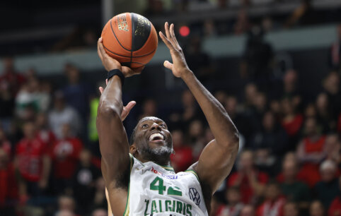 Neįtikėtina: B. Dunstono metimas paskutinę sekundę pratęsė sėkmingą &bdquo;Žalgirio&ldquo; startą Eurolygoje