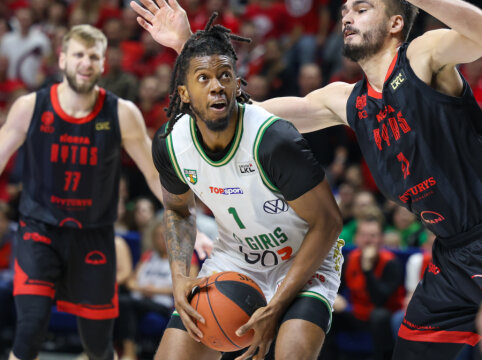 &bdquo;Žalgirį&ldquo; palikęs T. Wallace'as grįžta į krep&scaron;inį &ndash; karjerą tęs potencialių &bdquo;Ryto&ldquo; varžovų gretose