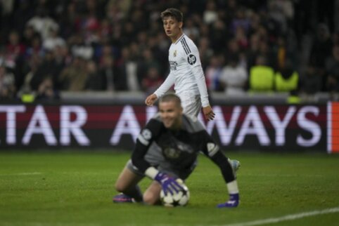 Čempionų lygos staigmenos: &bdquo;Bayern&ldquo; krito Birmingeme, &bdquo;Real&ldquo; &ndash; Lilyje