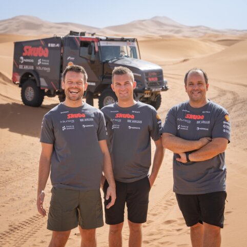 Dakaras 2025: rekordinis skaičius motociklininkų ir permainos pas favoritų trijulę