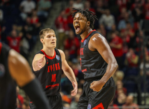 Užtikrintai: &bdquo;Rytas&ldquo; namuose sutriu&scaron;kino &bdquo;Lietkabelį&ldquo; ir  i&scaron;kovojo bilietą į LKL finalą