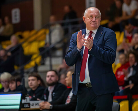 V. &Scaron;e&scaron;kus: apie saldžią pirmą pergalę, M. Kirveso &scaron;ou ir sužavėjusį Ch. Collinsą