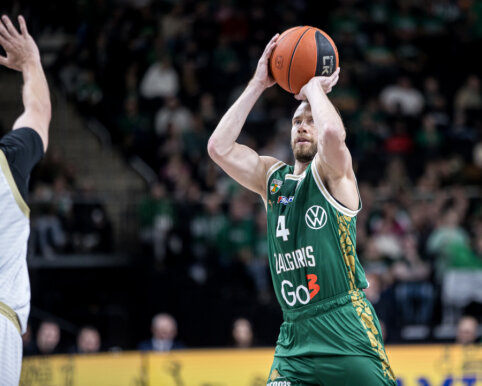 Į pergalę prie&scaron; &bdquo;Juventus&ldquo; ekipą &bdquo;Žalgiri&ldquo; vedė 17-metis M. Juzėnas bei L. Lekavičius