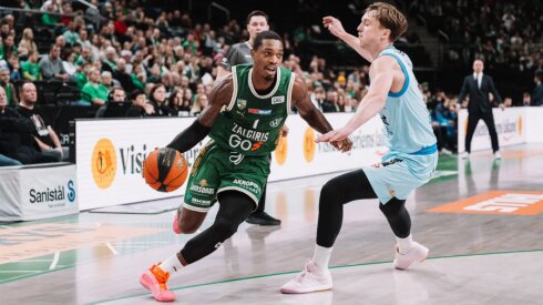 &bdquo;Lakers&ldquo; gali bandyti prisivilioti L. Walkerį