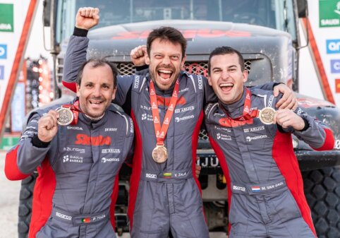 Fantasti&scaron;kas Dakaro fini&scaron;as lietuviams: V. Žala &ndash; penketuke, R. Baciu&scaron;ka &ndash; arti lyderių