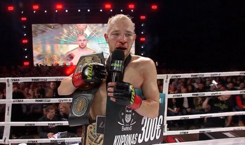 Kruvinas sportas: V. Karosas su nokautų gausa apgynė UTMA čempiono diržą