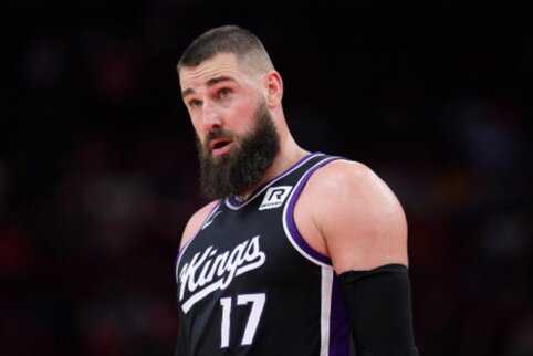 J. Valančiūnas i&scaron;mainytas į Denverį