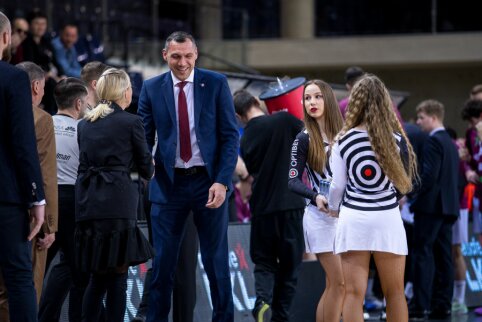 Įspūdinga rungtynių pabaiga Kėdainiuose: &bdquo;Lietkabelio&ldquo; atstovai N. Čanakas ir J. Mačiulis buvo i&scaron;varyti