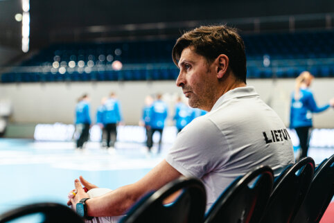 Moterų rankinio rinktinės treneris Herlanderis Silva: &bdquo;Lietuvos moterų rankinio ateitis yra &scaron;viesi&ldquo;