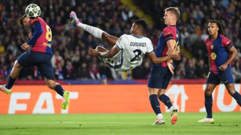 Antrajame UEFA ČL pusfinalyje &ndash; įvarčių gausa ir lygiosios Barselonoje