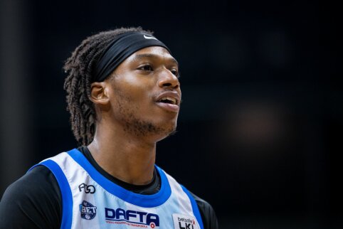 Pirmas žingsnis link istorinės bronzos: Jonavos &bdquo;CBet&ldquo; seriją pradėjo nuo pergalės Panevėžyje