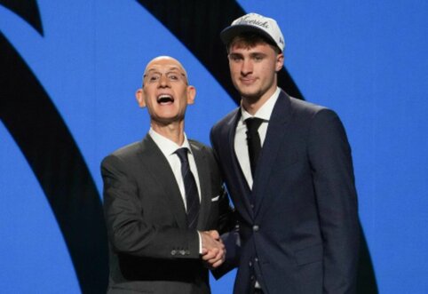 Be netikėtumų: NBA naujokų biržoje &bdquo;Mavericks&ldquo; pirmu &scaron;aukimu pasirinko 18-metį C. Flaggą