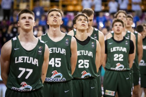 Lietuvos 20-mečiai Europos čempionato finale nusileido Italijai ir pasidabino sidabro medaliais