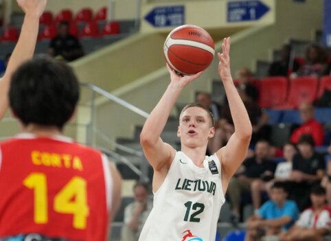 Lemiamą metimą pataikiusi U16 vaikinų rinktinė &ndash; Europos čempionato pusfinalyje