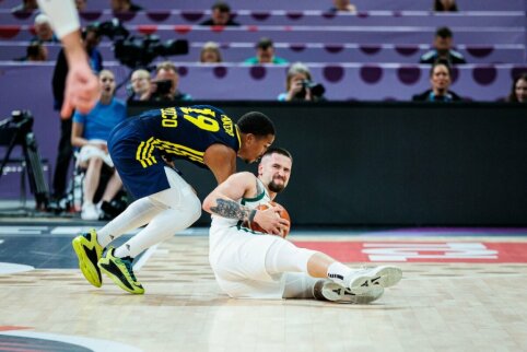 Dar vienos traumos apkartintose rungtynėse Lietuva dramati&scaron;kai palaužė &Scaron;vediją