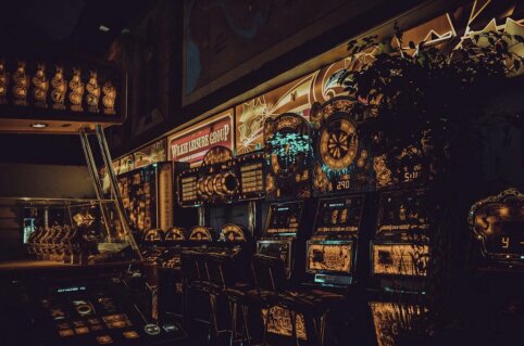 Kazino savaitgalis: idėjos linksmam žaidimų vakarui