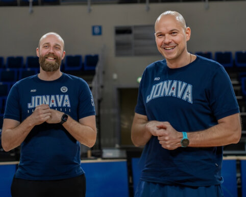 &bdquo;Jonavos Hipocredit&rdquo; trenerių &scaron;tabą papildė A. Milaknis, S. Babrauskui &ndash; ilgalaikis kontraktas