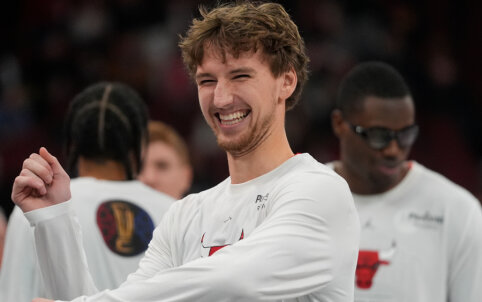 M. Buzelis rinko ta&scaron;kus ir padėjo &bdquo;Bulls&ldquo; pasiekti pergalę