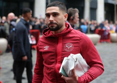 N. Maupay pratęs karjerą Sevilos ekipoje