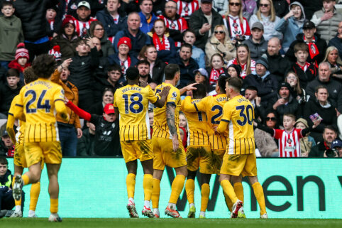 Brightonas i&scaron;vykoje įveikė Sunderlandą