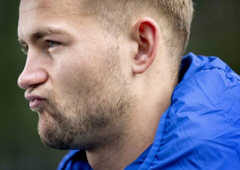 M. Carrickas: Nugaros trauma &ndash; itin klastinga problema