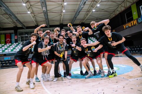 Vilniaus &bdquo;Ryto&ldquo; jauni krep&scaron;ininkai i&scaron;vyko į Madrido krep&scaron;inio turnyrą