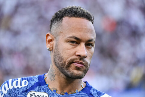 Neymaras pasiūlė visi&scaron;kai peržiūrėti nuo&scaron;alės taisyklę
