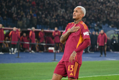 Čempionų lygos vietos siekianti &bdquo;Roma&ldquo; sutriu&scaron;kino &bdquo;Fiorentina&ldquo; klubą