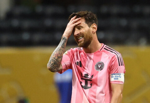 L. Messi ir C. Ronaldo staigiai nustebo &ndash; per naktį neteko milijonų sekėjų